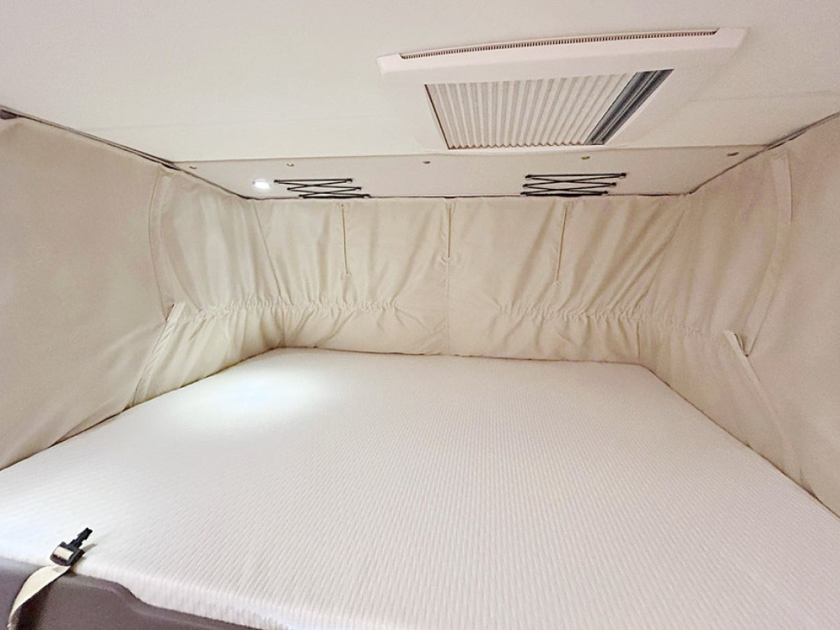 Knaus Sky I 700 LX AUTOMAT QUEENBED, bild 24 av 37