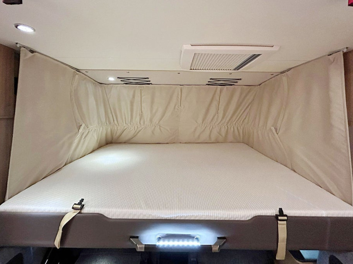 Knaus Sky I 700 LX AUTOMAT QUEENBED, bild 25 av 37