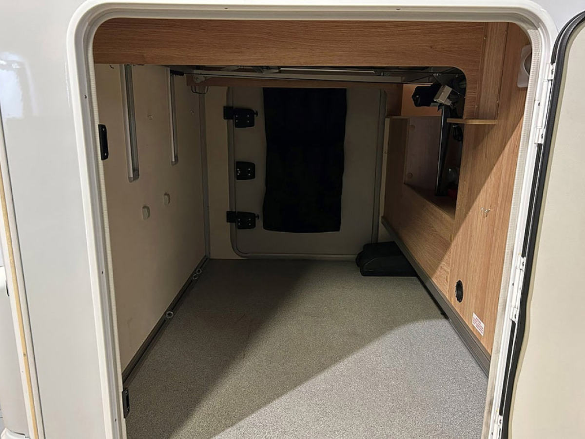 Knaus Sky I 700 LX AUTOMAT QUEENBED, bild 26 av 37