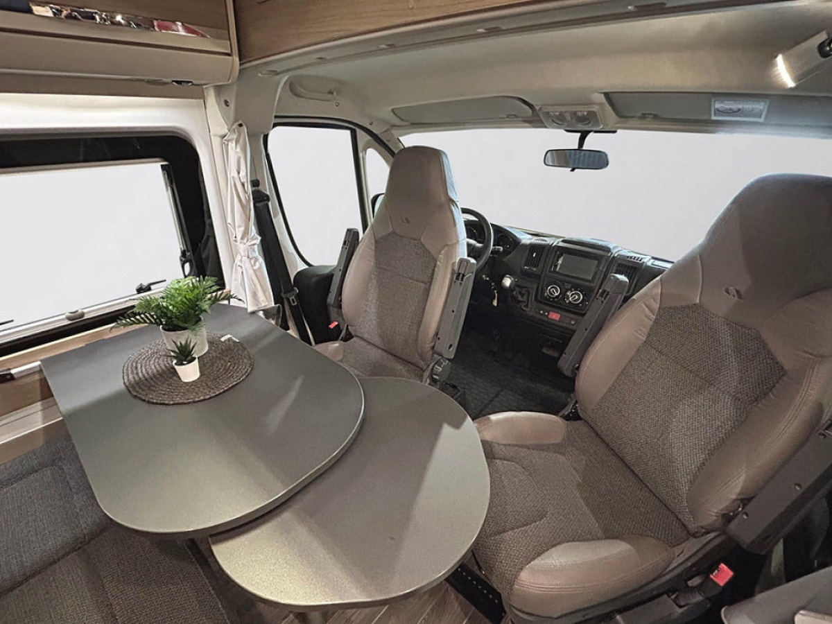 Adria Twin 600 SP SUPREME 150hk AUTOMAT ALDE Solcell Cykelställ, bild 7 av 34