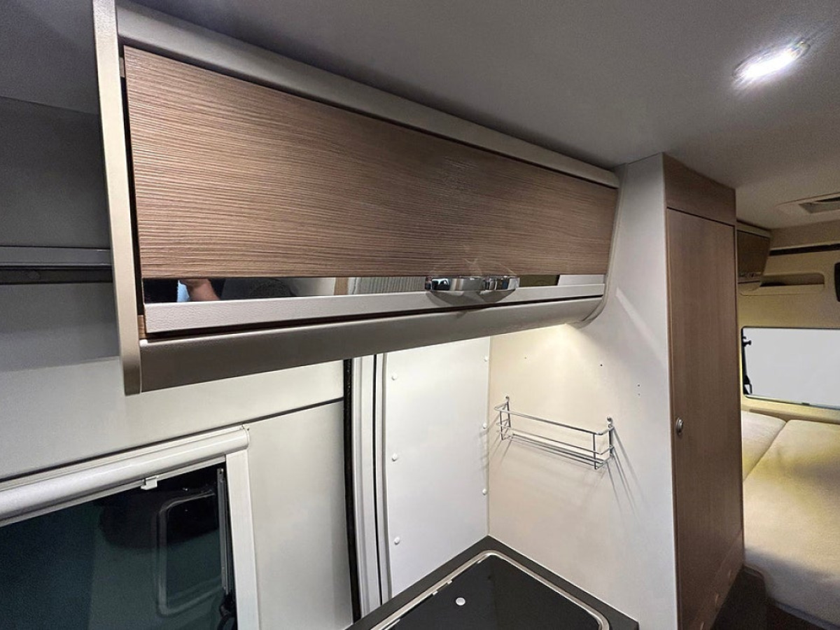 Adria Twin 600 SP SUPREME 150hk AUTOMAT ALDE Solcell Cykelställ, bild 14 av 34