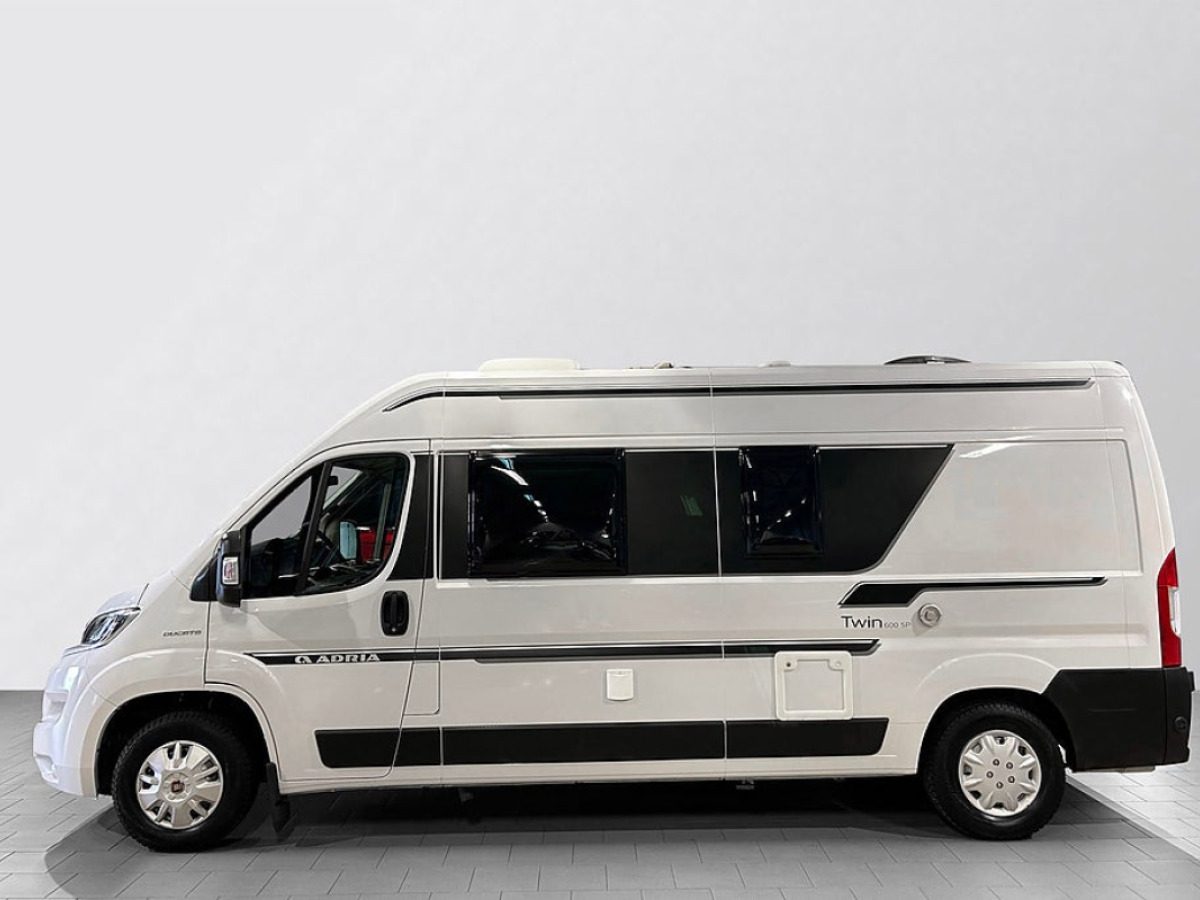 Adria Twin 600 SP SUPREME 150hk AUTOMAT ALDE Solcell Cykelställ, bild 32 av 34