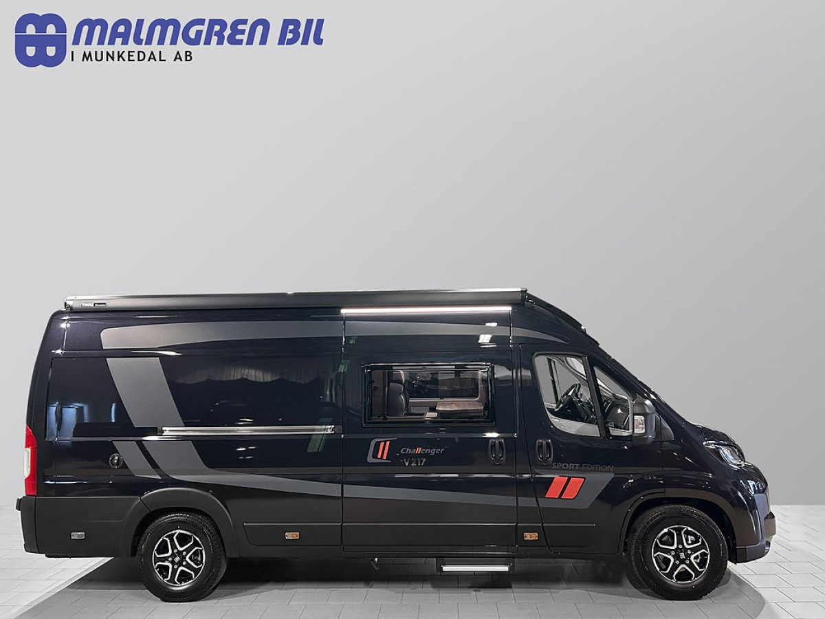 CHALLENGER V217 SPORT 180HK AUTOMAT Långbädd ADAPTIV FARTHÅLLARE DIESELVÄ, bild 2 av 43