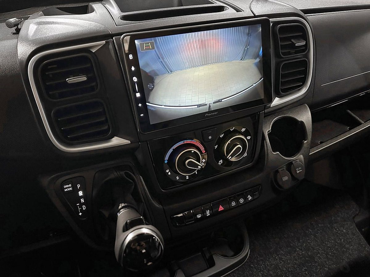 CHALLENGER V217 SPORT 180HK AUTOMAT Långbädd ADAPTIV FARTHÅLLARE DIESELVÄ, bild 36 av 43