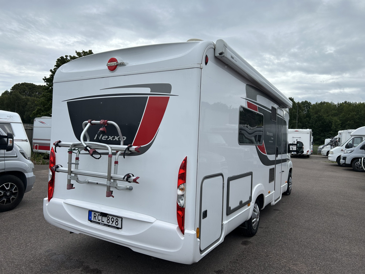 Bürstner Nexxo 720 Låga Långbäddar Toa bak 1 ägare, bild 4 av 22