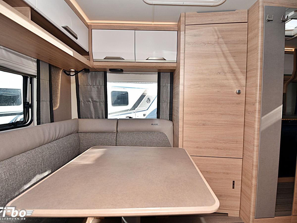 Knaus 500 EU Südwind Black Selection, Långbäddar, bild 6 av 27