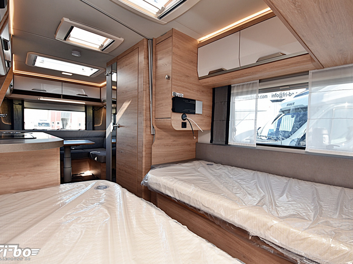 Knaus 500 EU Südwind Black Selection, Långbäddar, bild 18 av 27