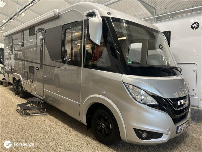 Hymer B890ML - Mercedes. Välvårdad bil med rätt utrustning för äventyr off grid.
