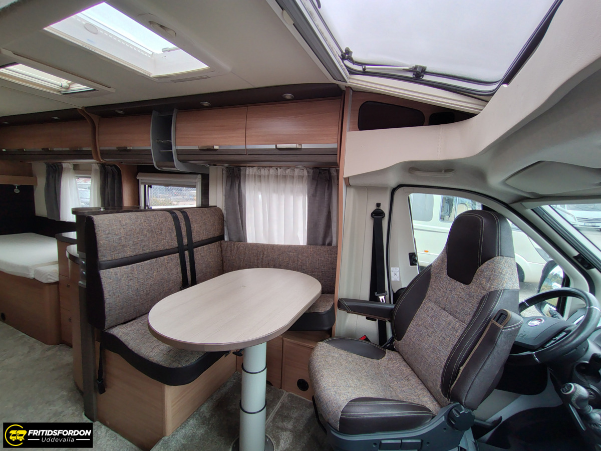Knaus Sky Ti 700 MEG Silver Selection, bild 8 av 17
