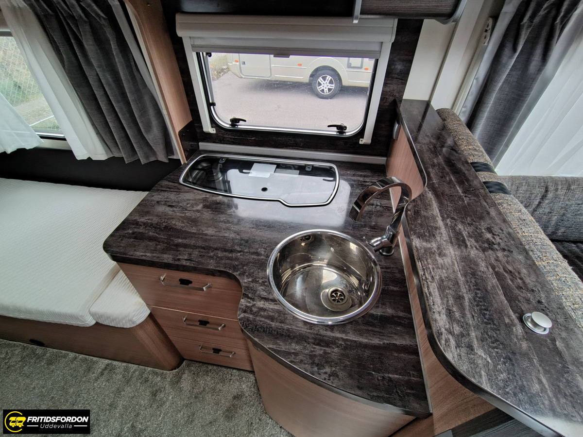 Knaus Sky Ti 700 MEG Silver Selection, bild 11 av 17