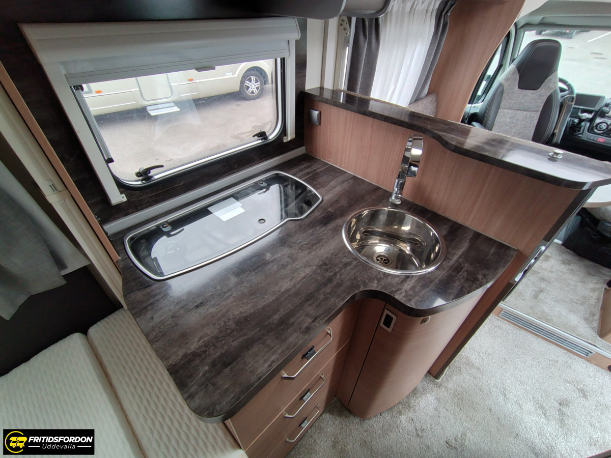 Knaus Sky Ti 700 MEG Silver Selection, bild 13 av 17
