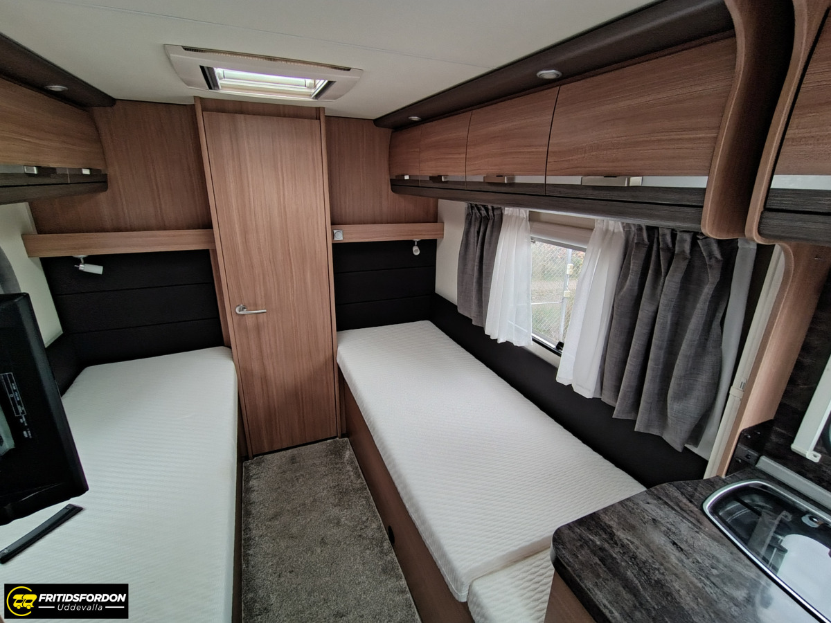 Knaus Sky Ti 700 MEG Silver Selection, bild 15 av 17