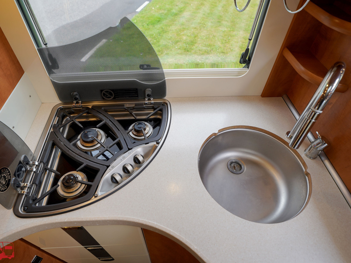 Carthago Chic C-line XL 5.5 LE Långbäddar Automat ALDE, bild 12 av 45
