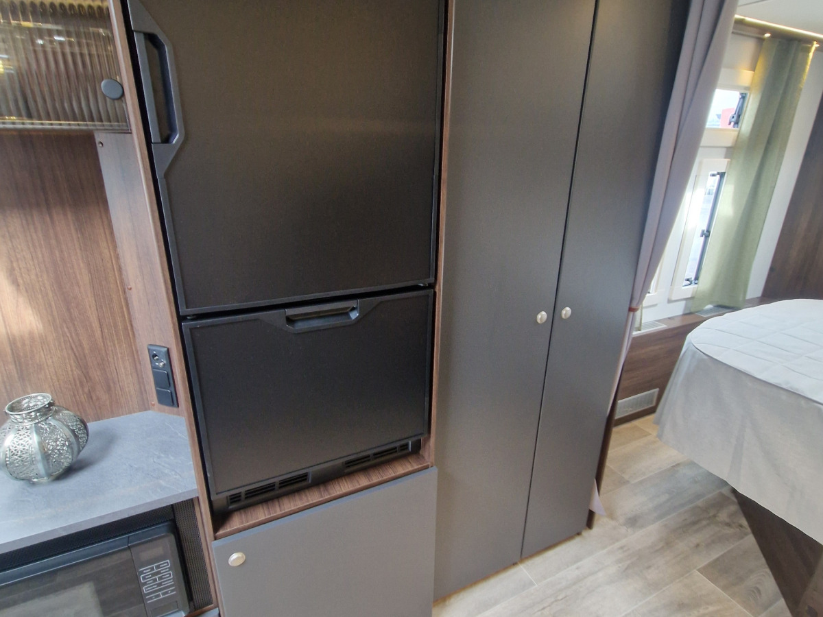 Polar Blackline 730 BQDA // NYHET 2027 //, bild 5 av 11