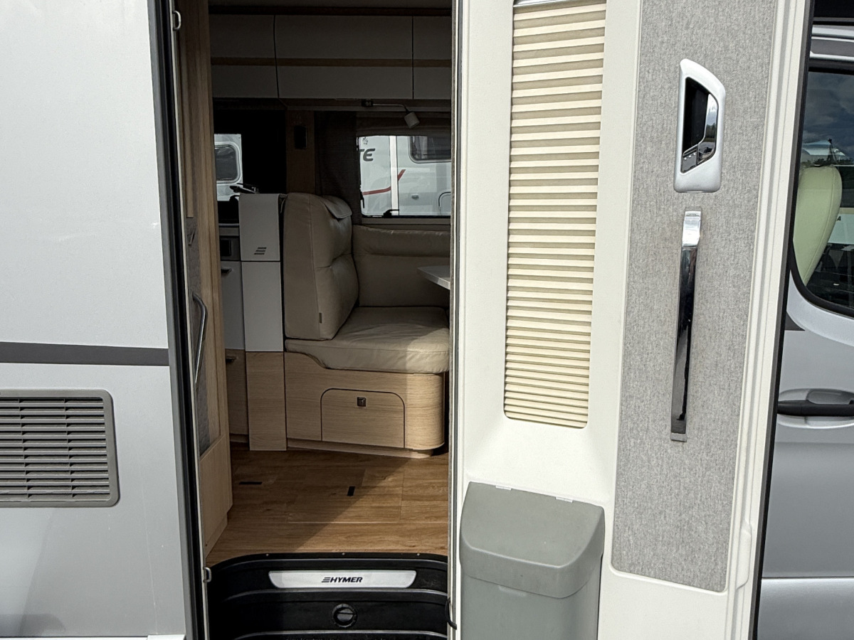 Hymer B 780 ML / AUTOMAT / ALDE / LÅNGBÄDDAR / MERCEDES, bild 6 av 28