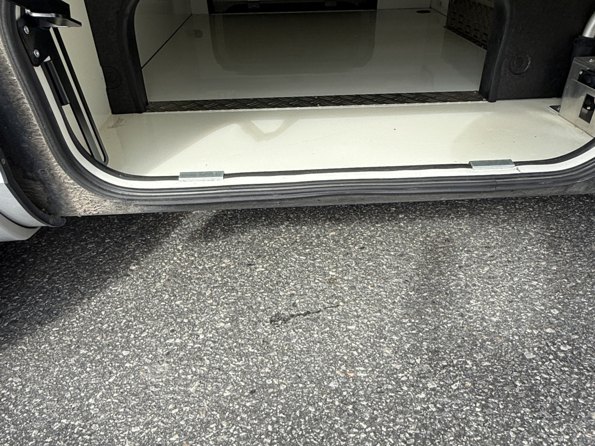 Hymer B 780 ML / AUTOMAT / ALDE / LÅNGBÄDDAR / MERCEDES, bild 27 av 28