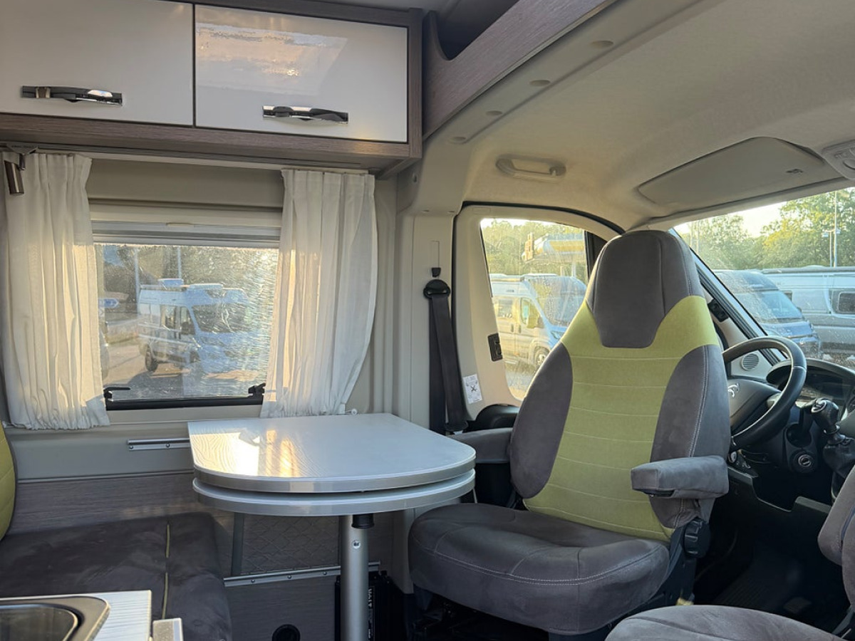Pössl Roadcruiser 4800 mil All in pkt Solcell Luftfjädring, bild 5 av 12