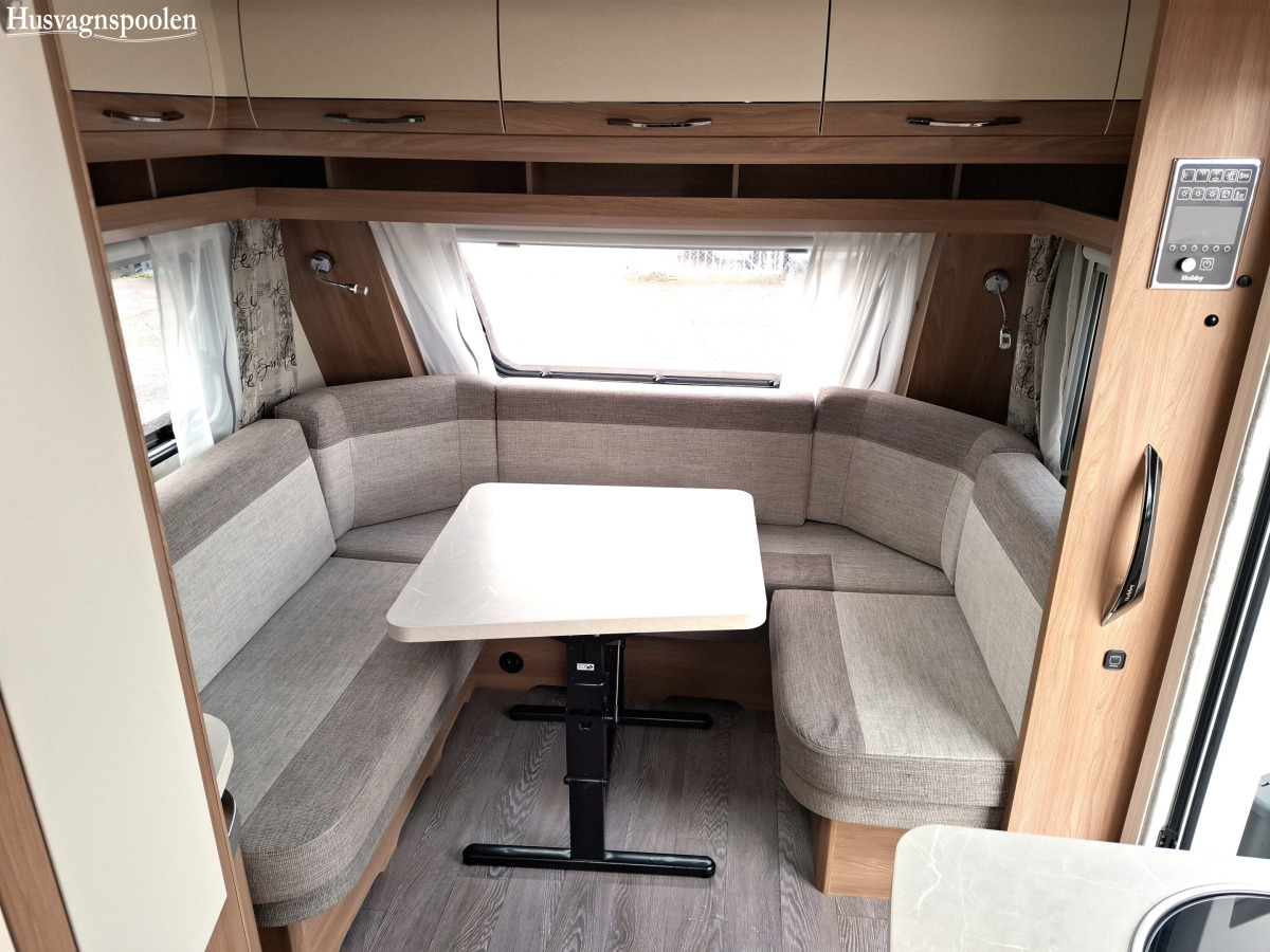Hobby 460 LU De Luxe Långbäddar, Solpanel, Markis, bild 9 av 9