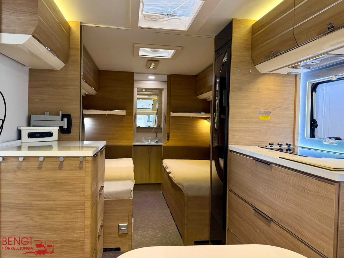Adria ADORA 572 UT Långbäddar ALDE Lufttält, bild 16 av 22