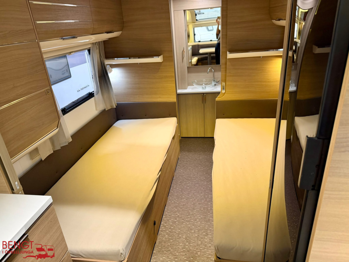 Adria ADORA 572 UT Långbäddar ALDE Lufttält, bild 19 av 22