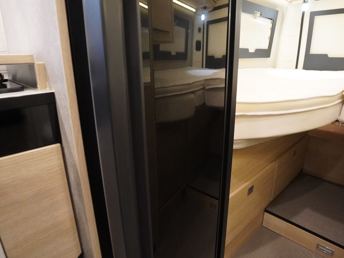 Rapido V68, Automat, 2xAC, 2xSolcell, bild 9 av 22