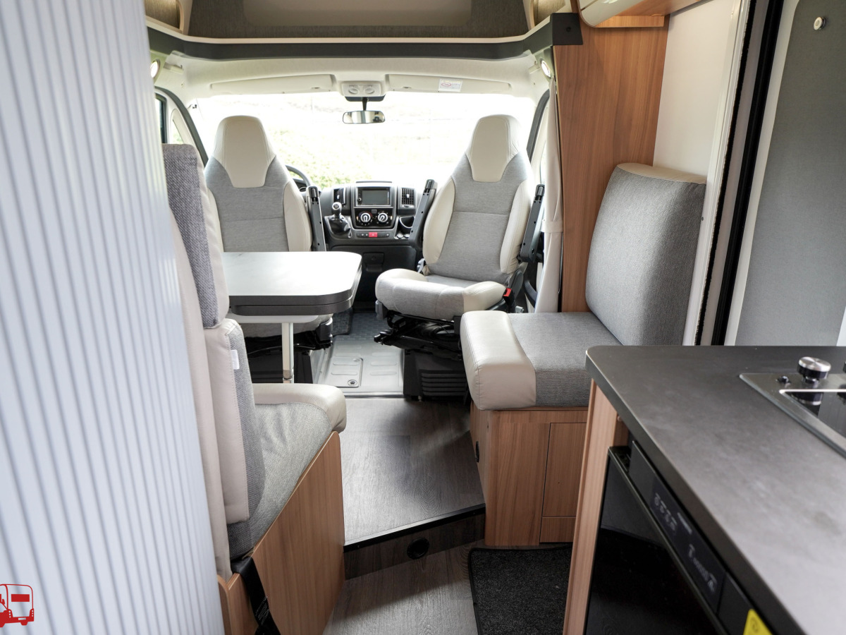 Sun Living S 70 SL Långbäddar Taksäng, bild 18 av 40