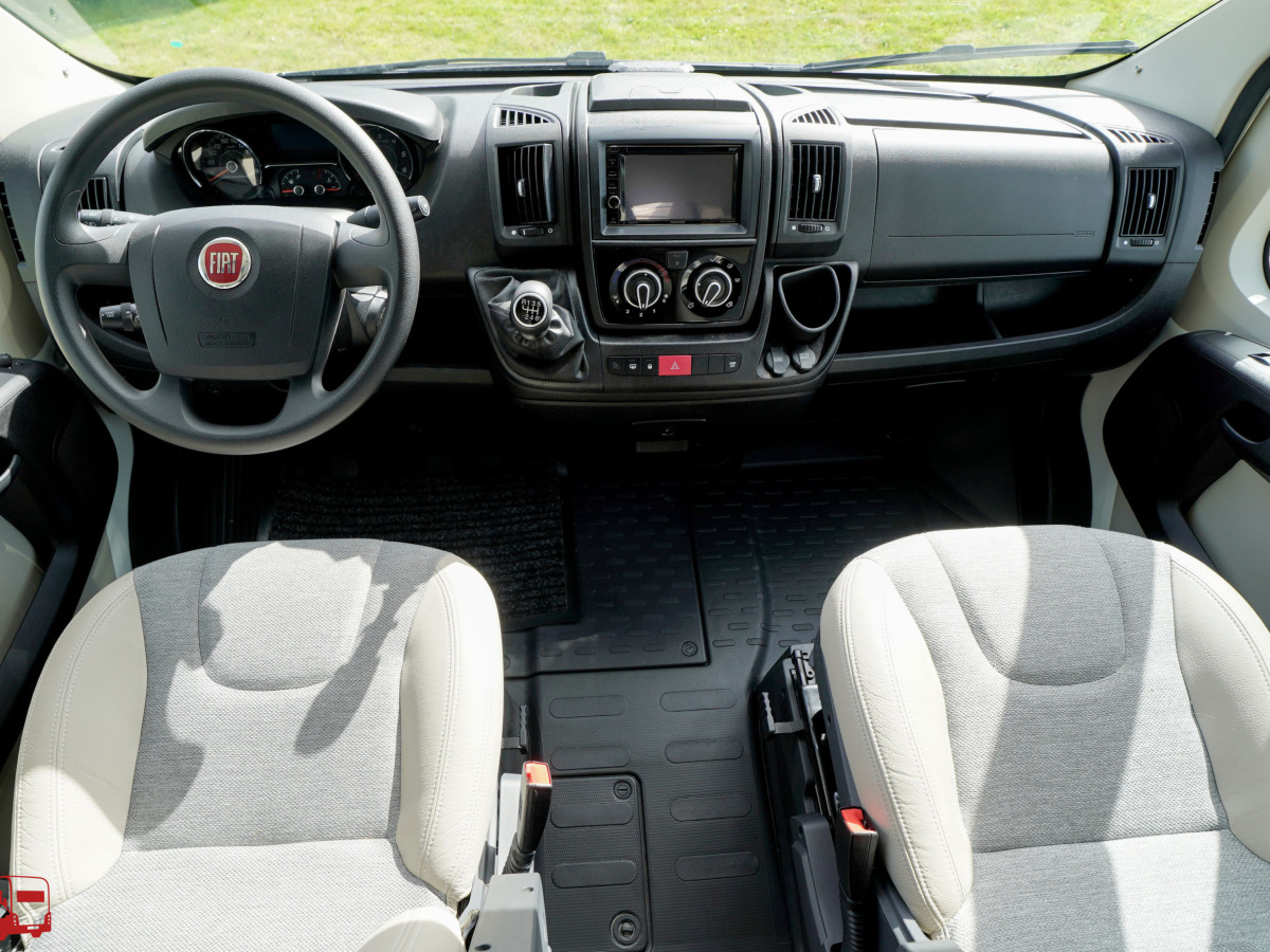 Sun Living S 70 SL Långbäddar Taksäng, bild 20 av 40