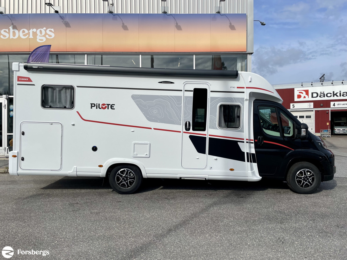 Pilote P740 FGJ EVIDENC / Dieselpanna / Lithium / Automat / Solceller, bild 2 av 21