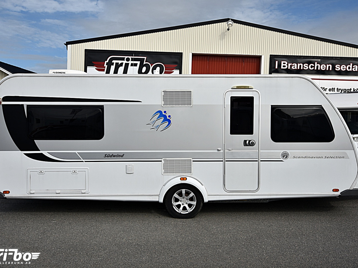 Knaus 590 UE Scandinavian Selection, Långbäddar, bild 3 av 28