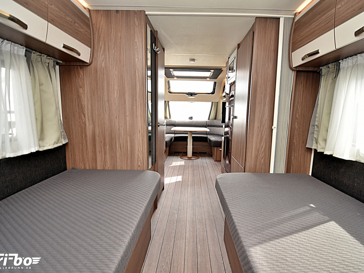 Knaus 590 UE Scandinavian Selection, Långbäddar, bild 17 av 28