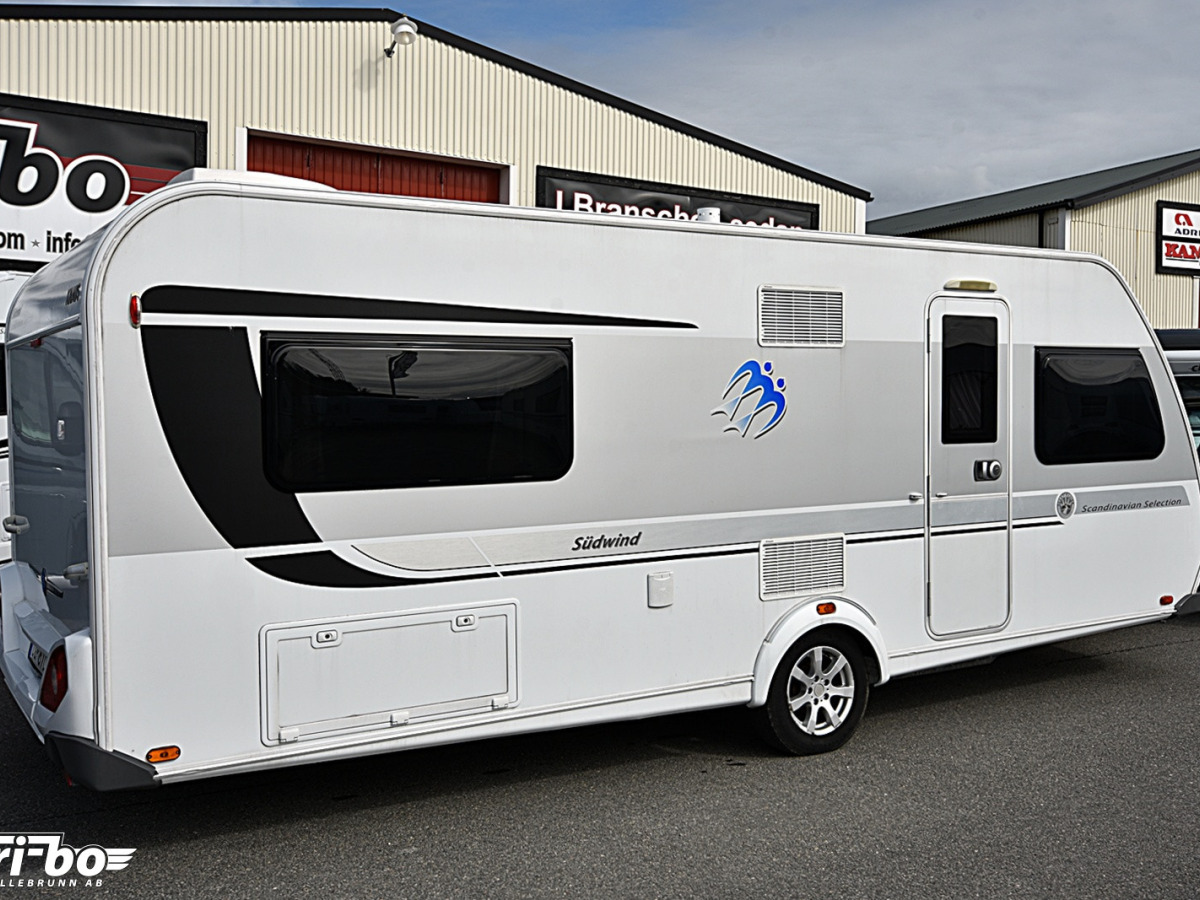 Knaus 590 UE Scandinavian Selection, Långbäddar, bild 25 av 28