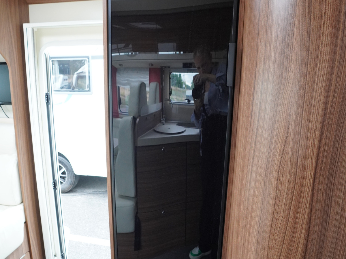 Eura Mobil IL 725 QB, bild 8 av 25