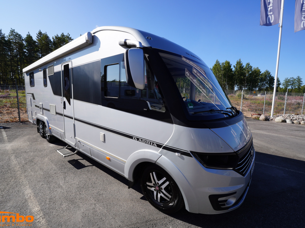 Adria SONIC SUPREME I 810SC 177hk Hydraulben Solcell, bild 1 av 30