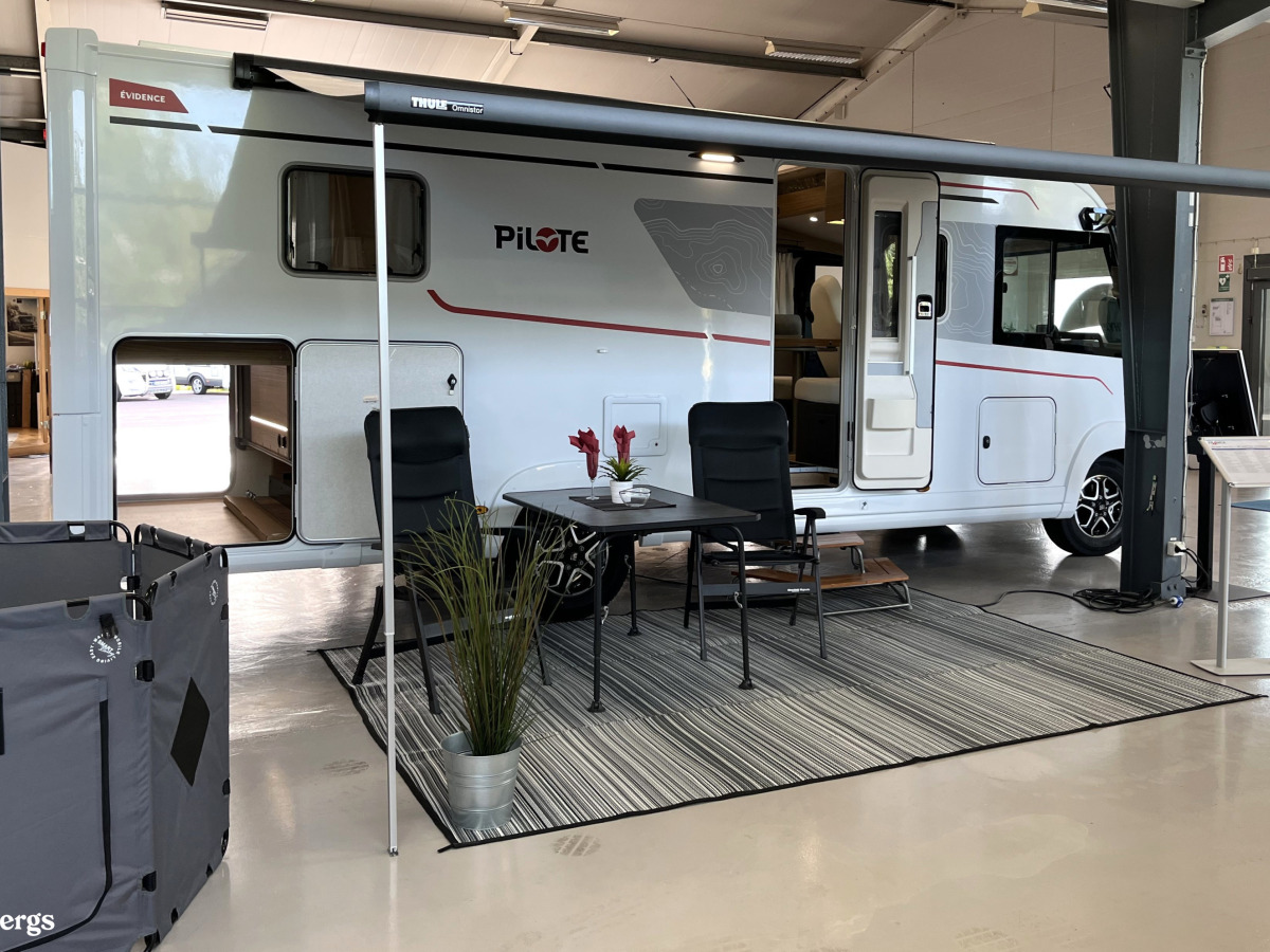 Pilote NYA G740 FC EVIDENC inkl. Inverter - Finns i hallen nu, välkommen in, bild 7 av 22