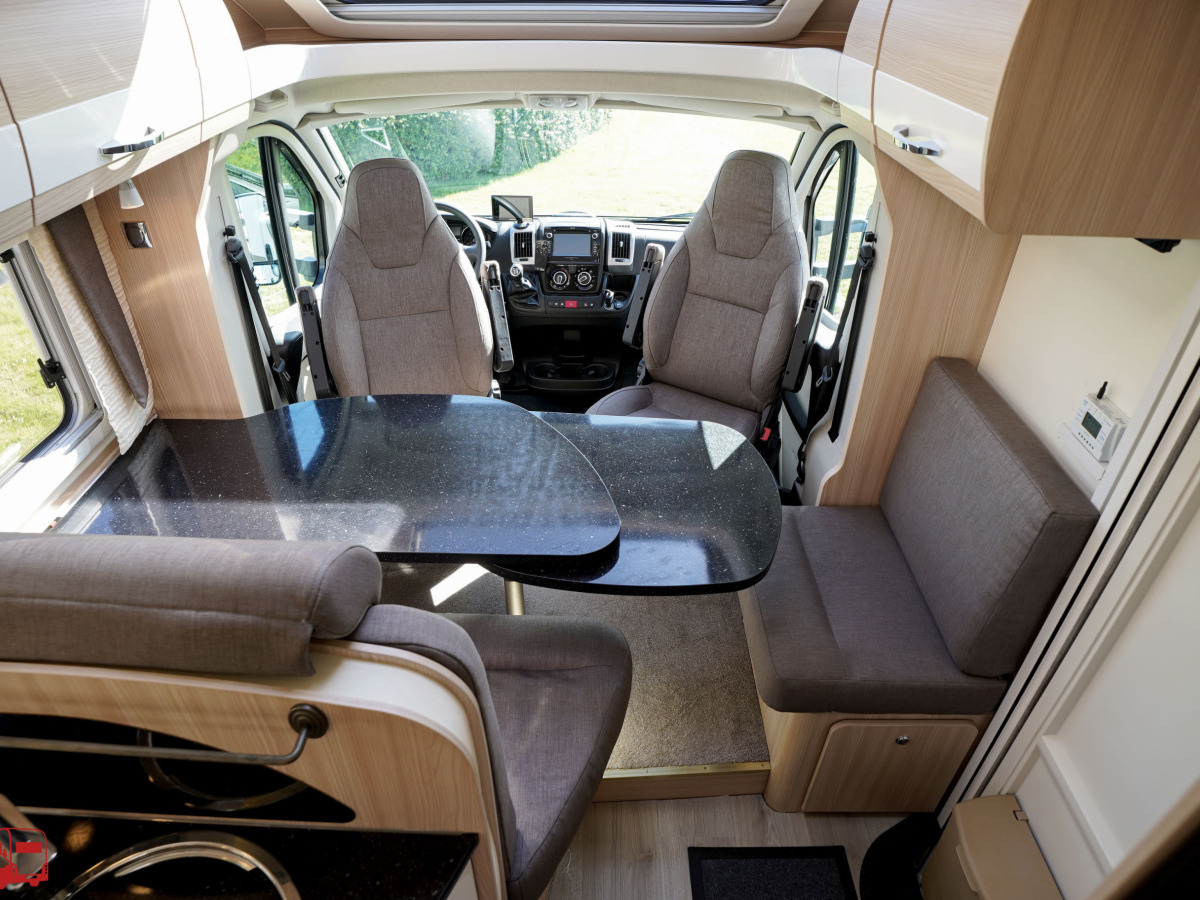Bürstner Nexxo T 720 Låga enkelsängar, bild 5 av 39