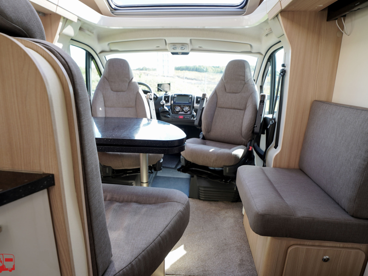 Bürstner Nexxo T 720 Låga enkelsängar, bild 36 av 39
