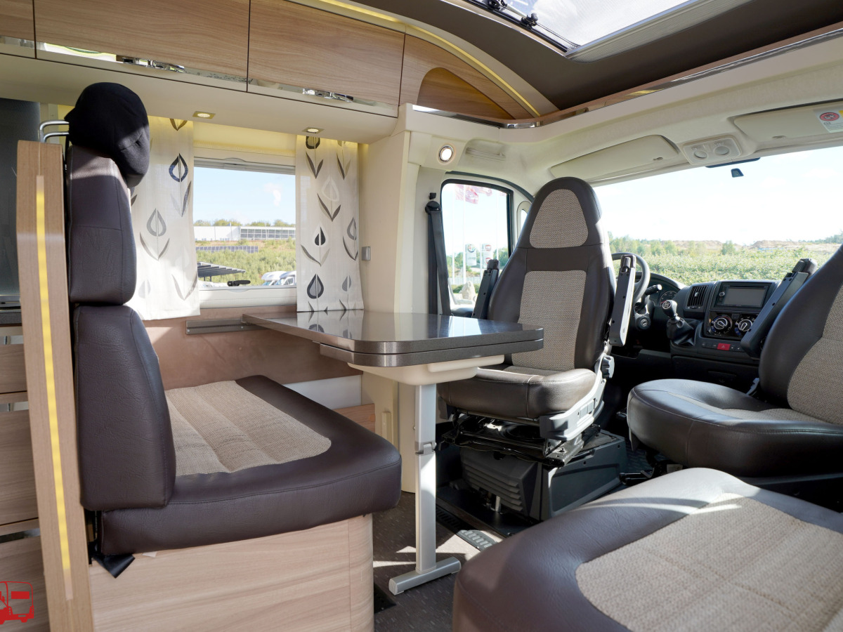 Adria Coral S 670 SL Långbäddar ALDE, bild 5 av 40
