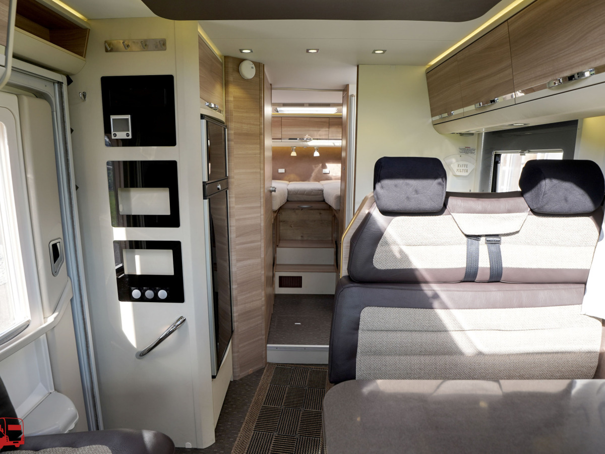 Adria Coral S 670 SL Långbäddar ALDE, bild 9 av 40