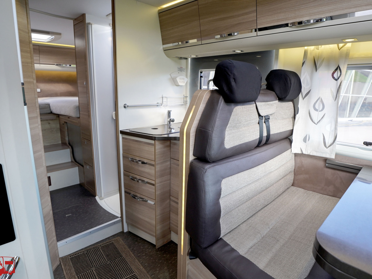 Adria Coral S 670 SL Långbäddar ALDE, bild 10 av 40