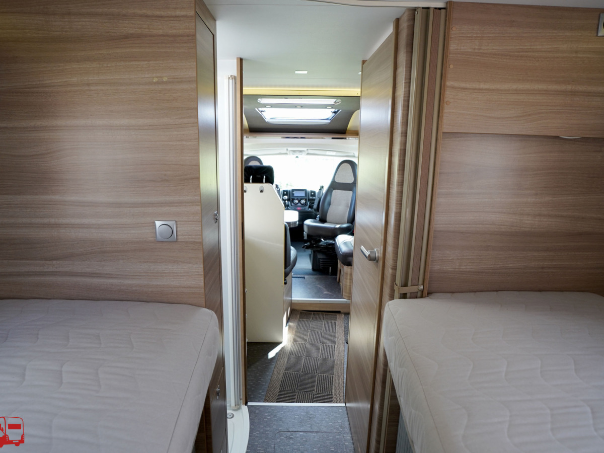 Adria Coral S 670 SL Långbäddar ALDE, bild 15 av 40