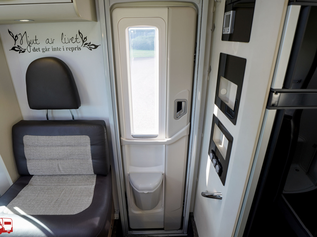 Adria Coral S 670 SL Långbäddar ALDE, bild 19 av 40