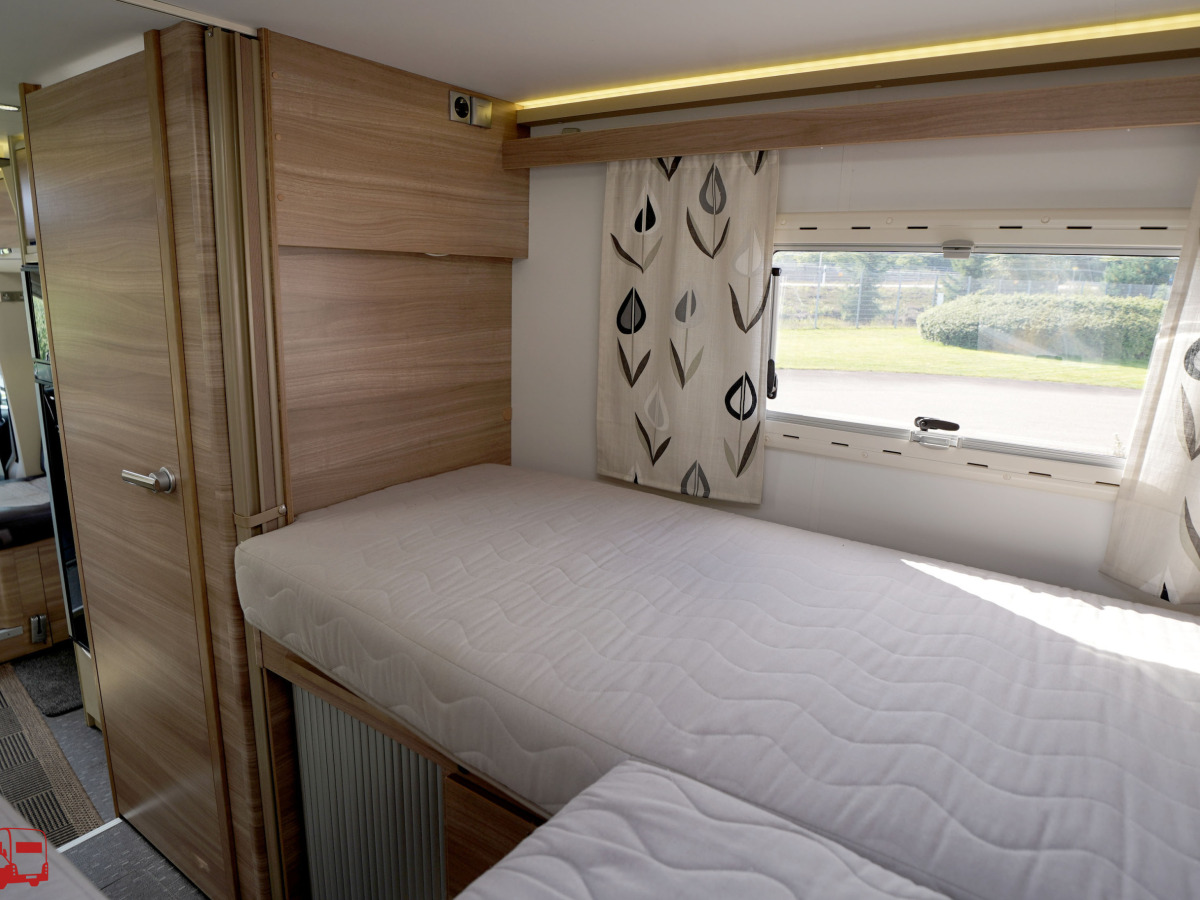 Adria Coral S 670 SL Långbäddar ALDE, bild 33 av 40