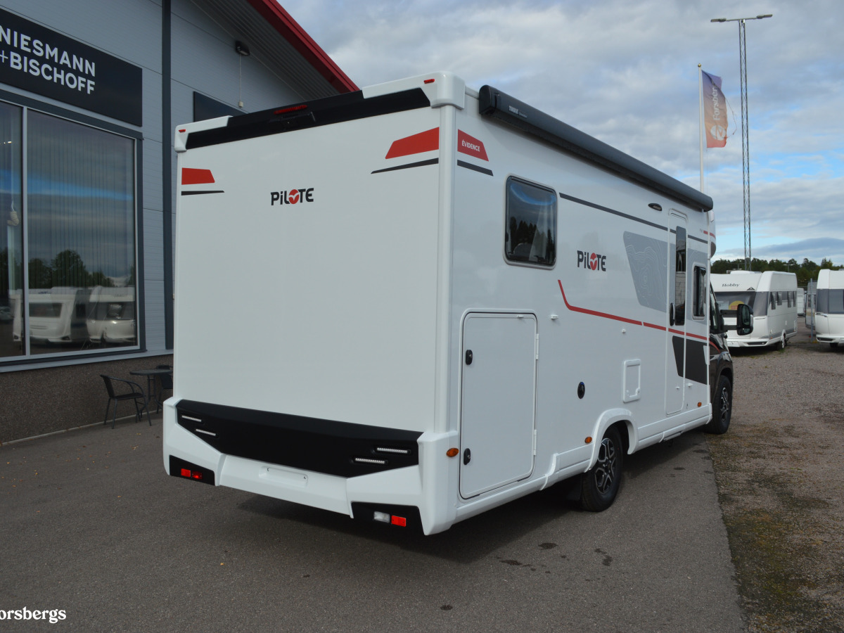 Pilote P740 FGJ EVIDENC/Nu finns den i hallen, bild 34 av 35