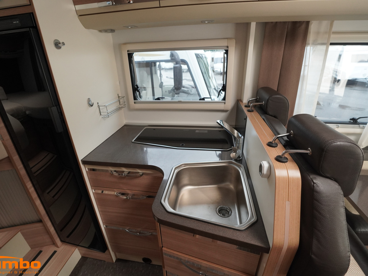 Adria SONIC I 600 SL, bild 7 av 18