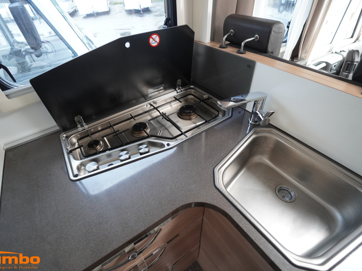 Adria SONIC I 600 SL, bild 8 av 18