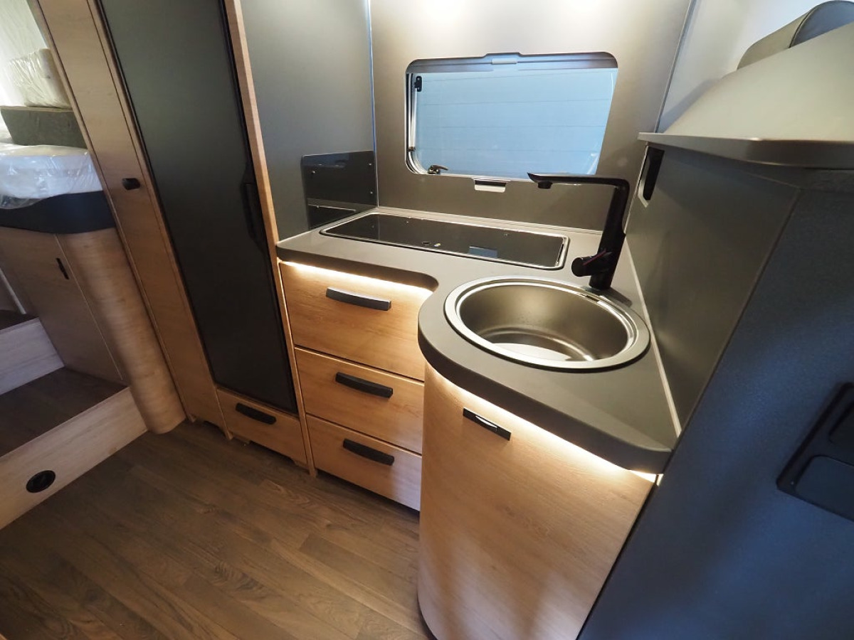 Knaus Lve Wave 700 MEG Platinum Selection Mässerbjudande I AUT I L-s, bild 10 av 21