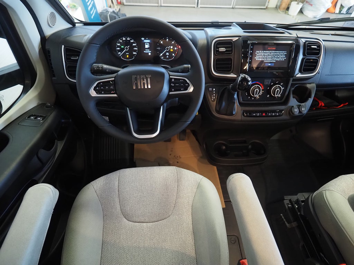 Knaus Lve Ti 650 MEG Black Selection Mässerbjudande I Låga Långbäddar, bild 21 av 28