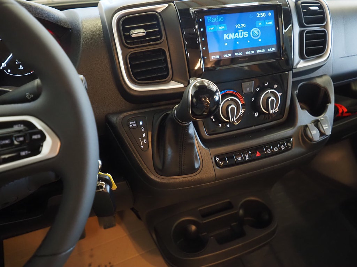 Knaus Lve Ti 650 MEG Black Selection Mässerbjudande I Låga Långbäddar, bild 22 av 28