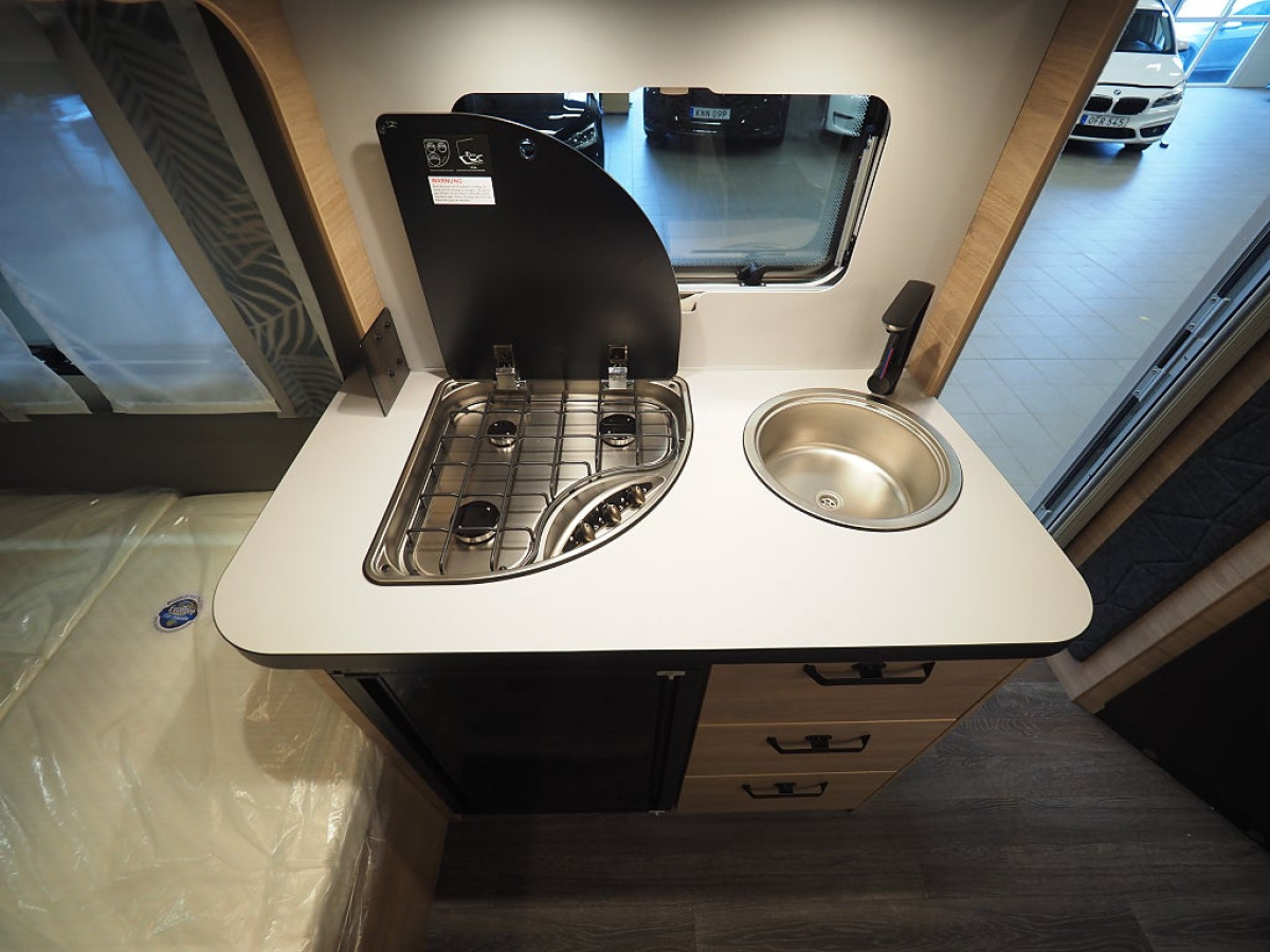 Weinsberg Caraone 390 QD Mässerbjudande 1493-/mån I 390 QD I 1150kg, bild 10 av 14