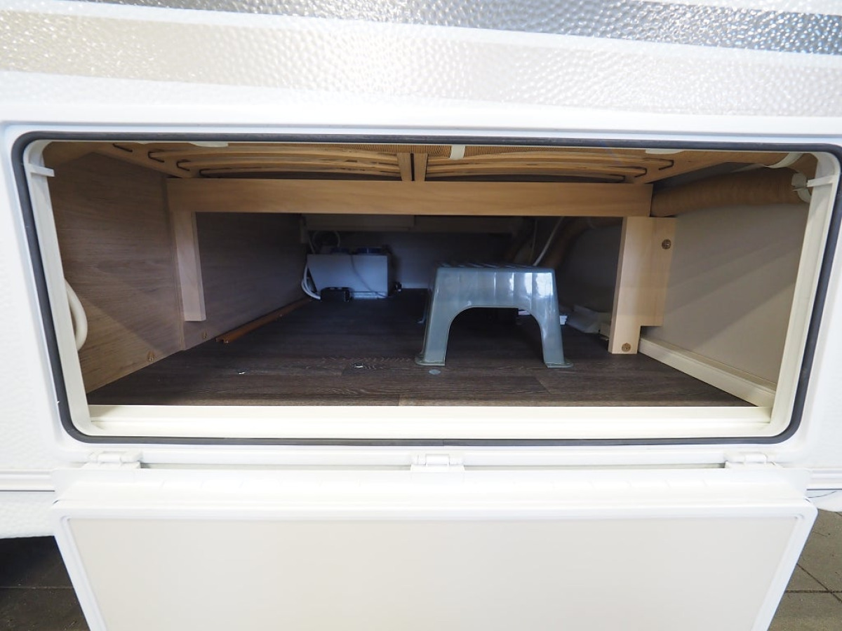 Weinsberg Caraone 390 QD Mässerbjudande 1493-/mån I 390 QD I 1150kg, bild 14 av 14